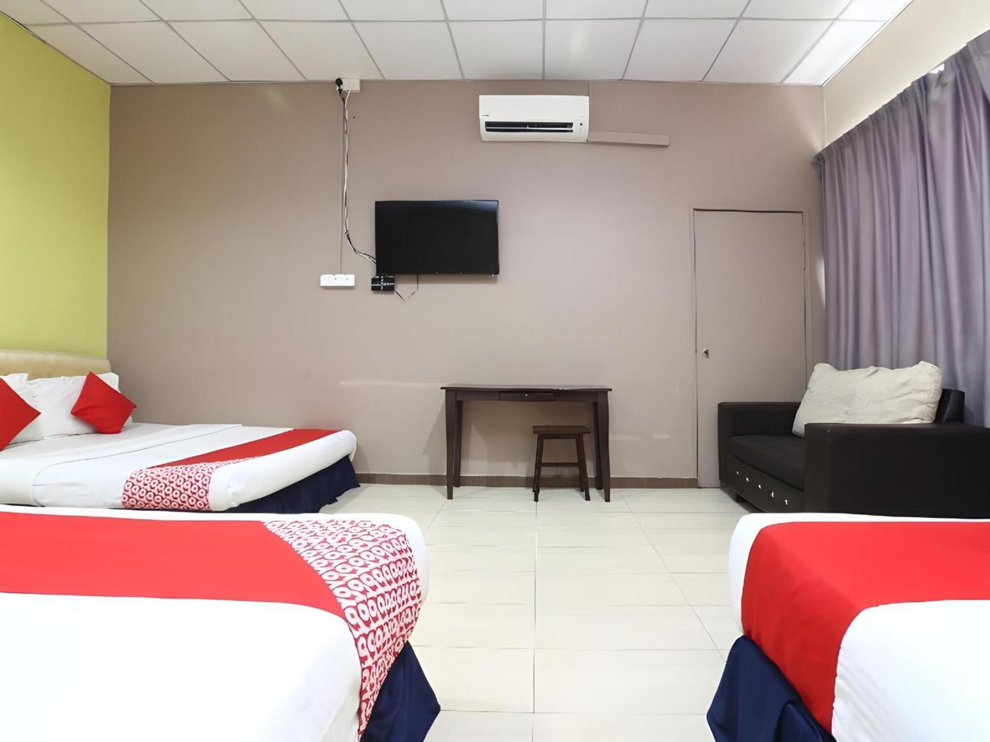 Destiny Riverside Hotel Kota Bharu Bagian luar foto
