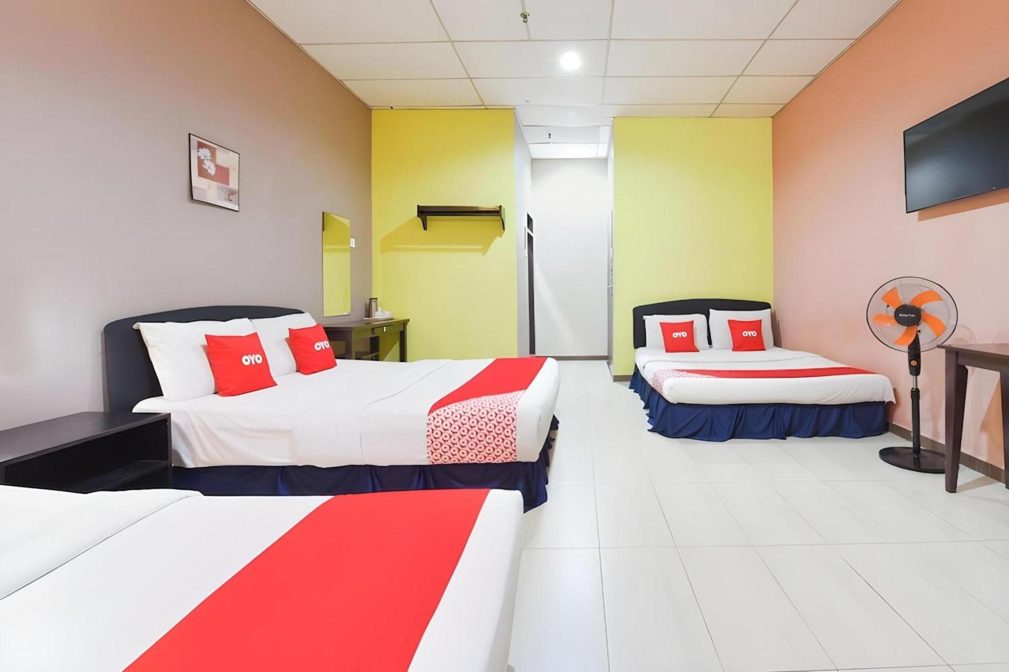 Destiny Riverside Hotel Kota Bharu Bagian luar foto